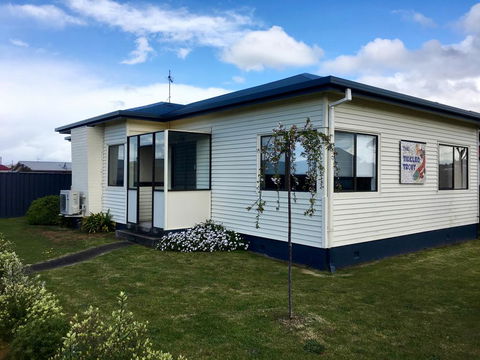 The Tickled Trout - Hervey Bay Accommodation 1