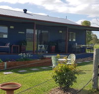 The Wattle Lodge - Hervey Bay Accommodation