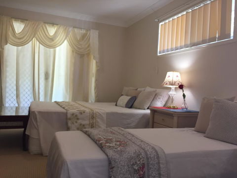 Theme Parks Amituofo Guest House - Hervey Bay Accommodation 0