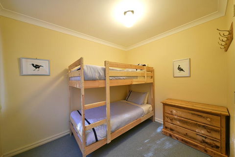 Three Bears 3 - Hervey Bay Accommodation 2