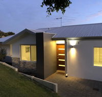 Three Bedroom Two Bathroom Family Home - Tourism Hervey Bay