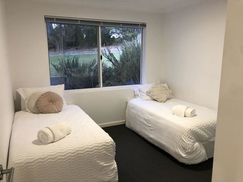 Three Bedroom, Two Bathroom Family Home - Hervey Bay Accommodation 3