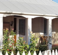 Tillbrook Cottage - Hervey Bay Accommodation