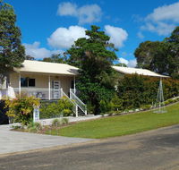 Tinaroo Sunset Retreat - Hervey Bay Accommodation