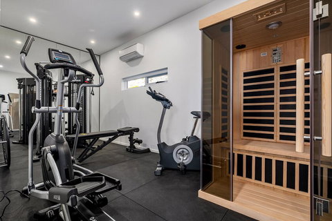 Tinderbox Retreat - Hervey Bay Accommodation 3