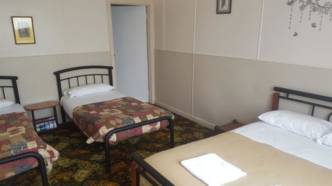 Tingle All Over Budget Accommodation - Tourism Hervey Bay 2