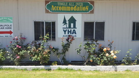 Tingle All Over Budget Accommodation - Tourism Hervey Bay 0