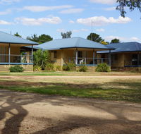 Tooleybuc River Retreat Villas - Hervey Bay Accommodation