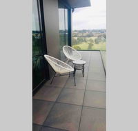 Top Floor Views Yarraville 2 bedroom 2bathroom - Hervey Bay Accommodation