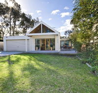 Torquay Retreats Aus - Eighteen Beach - Hervey Bay Accommodation