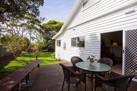 Torquay Retreats Aus - ThirtyOne Pride - Hervey Bay Accommodation 1