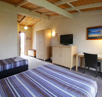 Torquay Hotel/Motel - Hervey Bay Accommodation