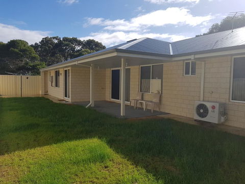 Towncrackers Guest House - Tourism Hervey Bay 1