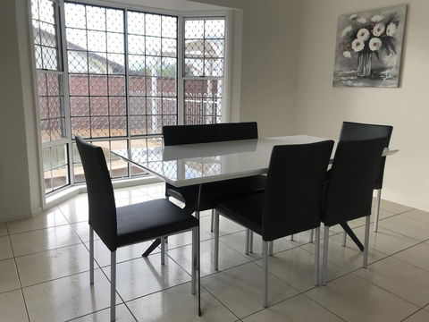 Townsville Wistaria Spacious Home - Hervey Bay Accommodation 2