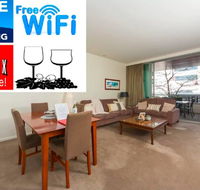 TRANQUIL EXEC CITY FREE WIFI NETFLIX WINE PARKING - Tourism Hervey Bay