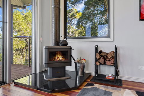 Tranquillity At Ravensbourne Escape - Hervey Bay Accommodation 1