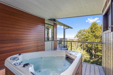 Tranquillity At Ravensbourne Escape - Hervey Bay Accommodation 2