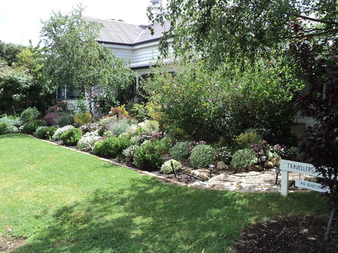 Travellers Rest B&B - Hervey Bay Accommodation 0