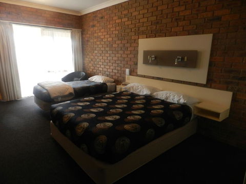 Travellers Rest Motor Inn Swan Hill - Hervey Bay Accommodation 3