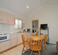 Triabunna Cabin  Caravan Park - Hervey Bay Accommodation