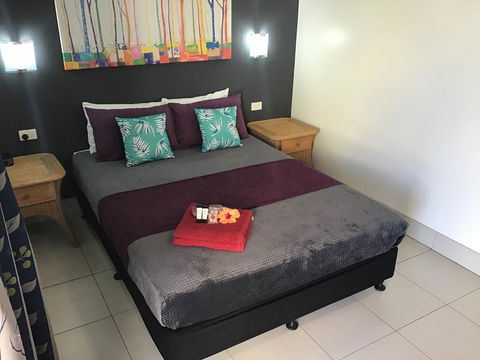 Tropical Lodge - Tourism Hervey Bay 1