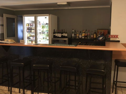 True Blue Motor Inn - Hervey Bay Accommodation 2