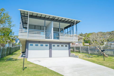 Tuffy's No. 2, 16B May Street, Crescent Head - Tourism Hervey Bay 0