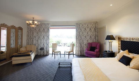Tuileries Rutherglen - Hervey Bay Accommodation 3