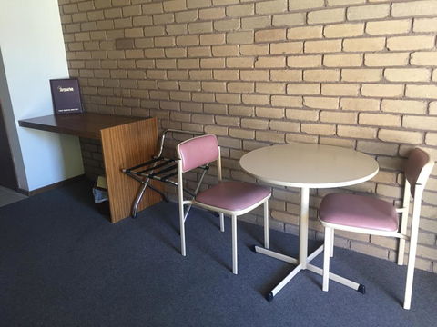 Tudor House Motel - Hervey Bay Accommodation 2