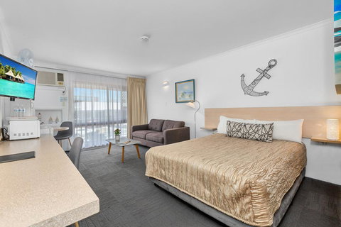 Tweed Harbour Motor Inn - Tourism Hervey Bay 1