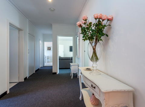 Twelve Errard - Hervey Bay Accommodation 2
