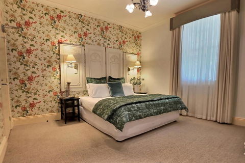 Twelve On Albert - Hervey Bay Accommodation 2