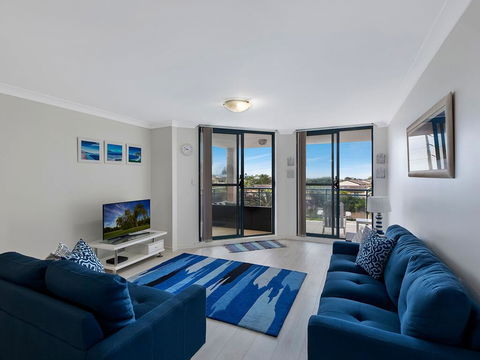 Twin Shores 67 - Tourism Hervey Bay 0