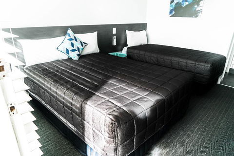 Twin Willows Hotel - Tourism Hervey Bay 2