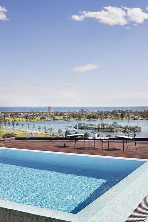 Tyrian Albert Park Lake - Hervey Bay Accommodation 3