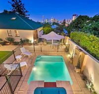 Ultimate Family Home - 3 Bedroom Lux Retreat with Private Pool Spa and Incredible Views - Hervey Bay Accommodation