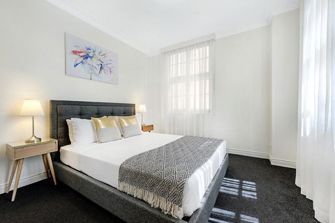 ULTIQA Rothbury Hotel - Hervey Bay Accommodation 0