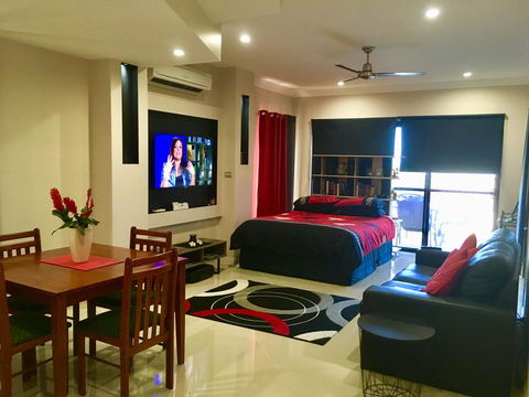Ultra Modern Private Studio Room - Hervey Bay Accommodation 2