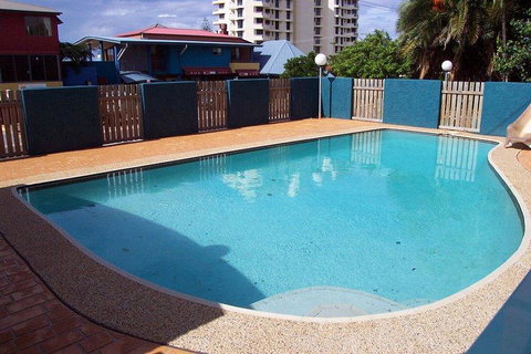 Unit 4, Cooltoro Court, 7 Frank Street Coolum Beach, 400 BOND, LINEN INCLUDED - Tourism Hervey Bay 1