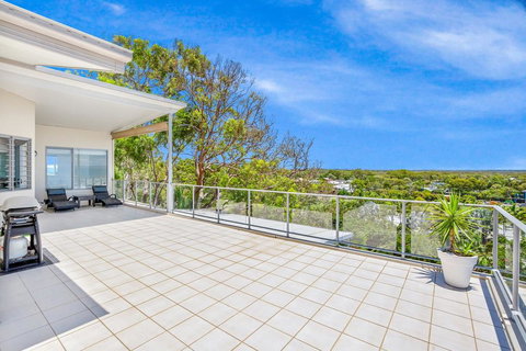 Unit 6 Rainbow Sea - Rainbow Beach, Amazing Ocean Views, Aircon, Wi-Fi, Pool, Walk To Beach - Tourism Hervey Bay 3