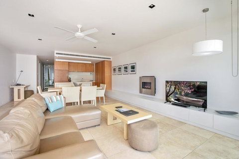 Unit 7 Plantation Resort - Rainbow Beach, Air Conditioned, Pool And Outdoor Spa, Plantation Resort - Tourism Hervey Bay 3
