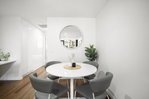 Urban Rest - Founders Lane - Hervey Bay Accommodation 3