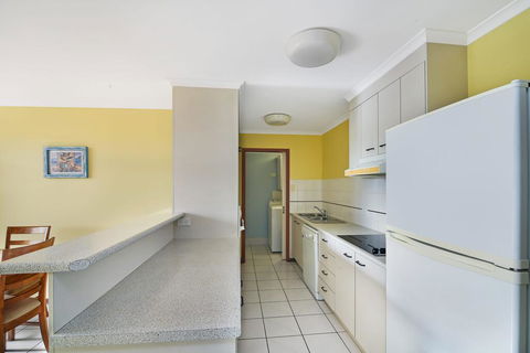 Vaai Moana - 5/10 Oriole Avenue - Hervey Bay Accommodation 2