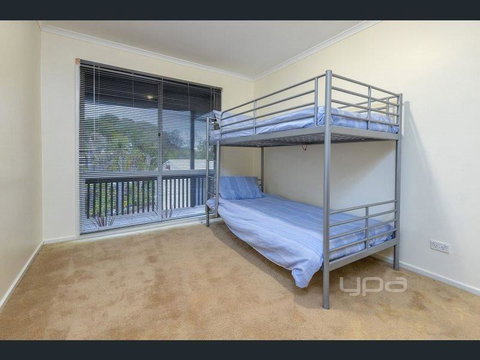 Valentine Sandcastles - Hervey Bay Accommodation 3