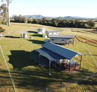 Valley Cabins By The Creek - Hervey Bay Accommodation