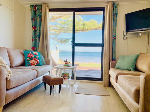 Vandy's Shack At Mount Dutton Bay - Ideal For Couples And Small Families - Tourism Hervey Bay 2