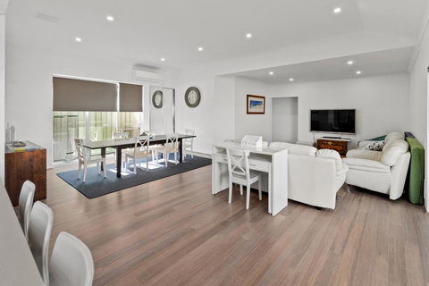 Vasse Manor - Tourism Hervey Bay 3