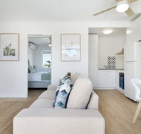 Ventura Beach Motel - 1 Bedroom Unit 8 - Hervey Bay Accommodation