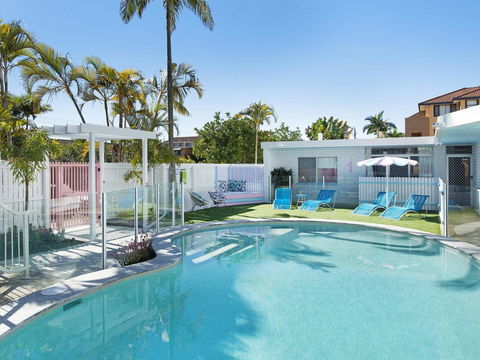 Ventura Beach Motel 2 Bed Poolside - Unit 3 - Tourism Hervey Bay 0