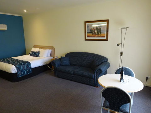 Victoria Lodge Motor Inn & Apartments - Tourism Hervey Bay 2